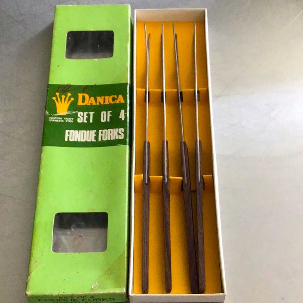 Vintage MCM 1960’s stainless steel fondue forks, made in Japan. In original box!